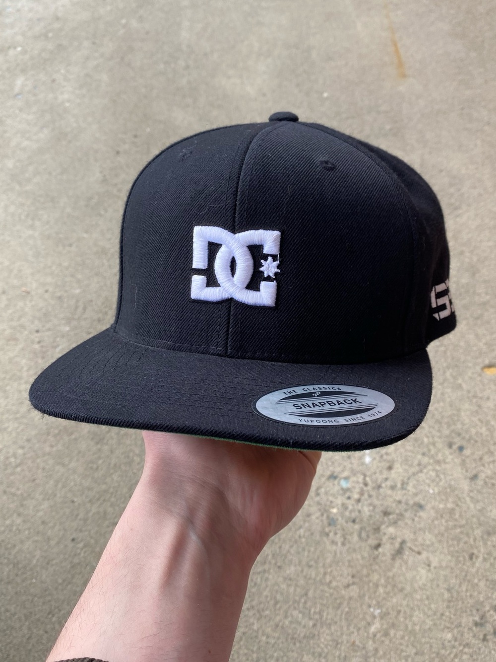 Black DC Shoes Skateboard Snapback Cap